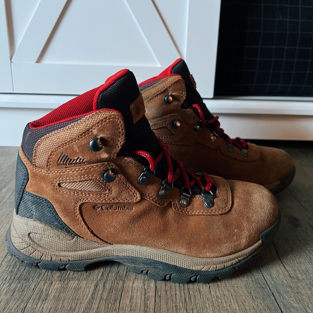 Columbia Hiking Boot